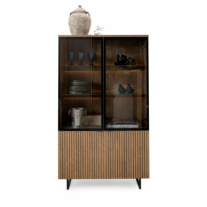 Natūralaus medžio lukšto vitrina stiklinėmis durelėmis Ravello